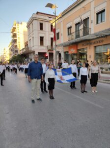 Φοιτητές και φοιτήτριες του Πανεπιστημίου Πατρών στη λιτανεία για την 60η Επέτειο από την επανακομιδή της Τιμίας Κάρας του Αγίου Ανδρέου Πατρών